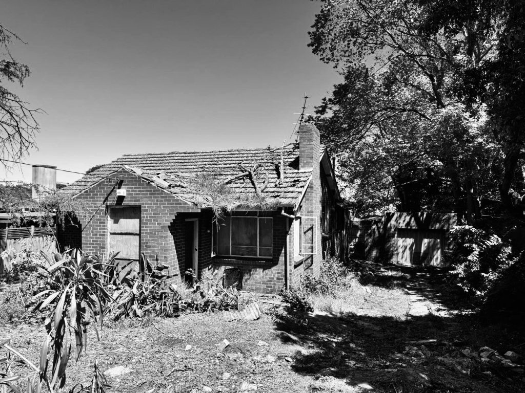 304 High Street,  ASHBURTON  VIC