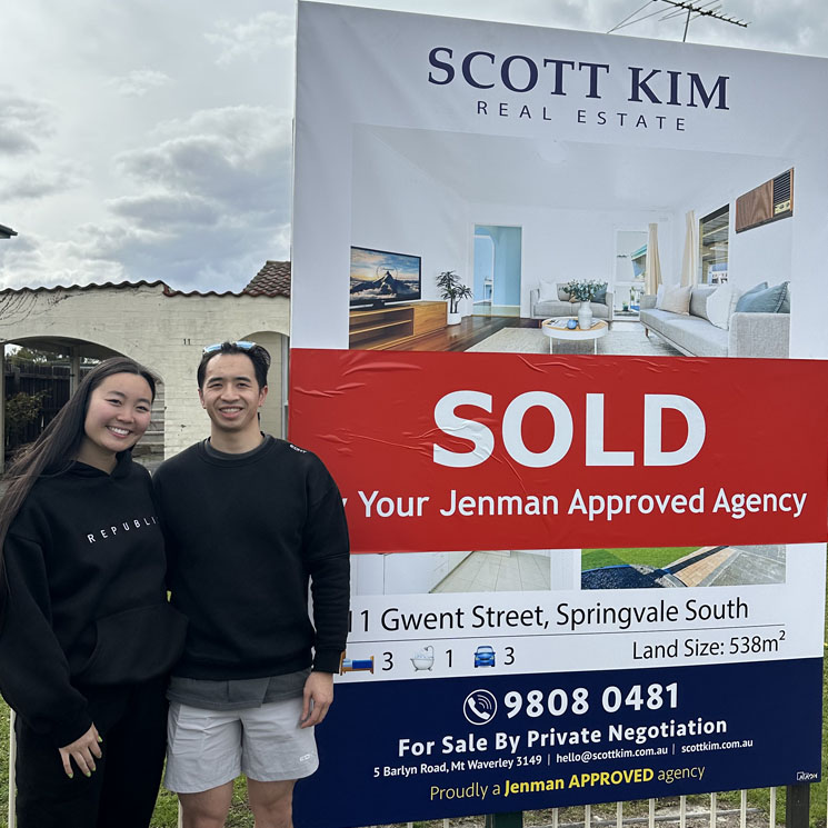 11 gwent street seller