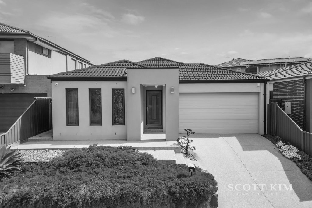 67 Enterprise Circuit,  FRASER RISE  VIC