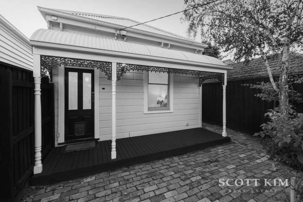 22 Masters Street,  CAULFIELD  VIC