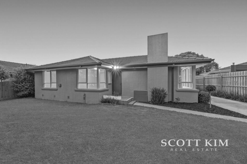 1/33 Mackie Road,  MULGRAVE  VIC