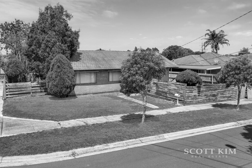 7 Ferndale Crescent,  DANDENONG NORTH  VIC