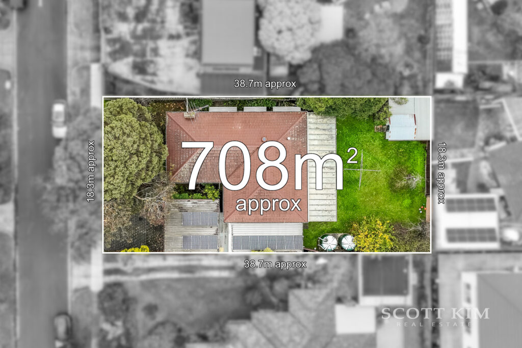 2 Diamond Avenue, <br> GLEN WAVERLEY  VIC  3150