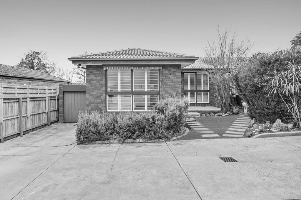 3/208 Lawrence Road,  MOUNT WAVERLEY  VIC  3149