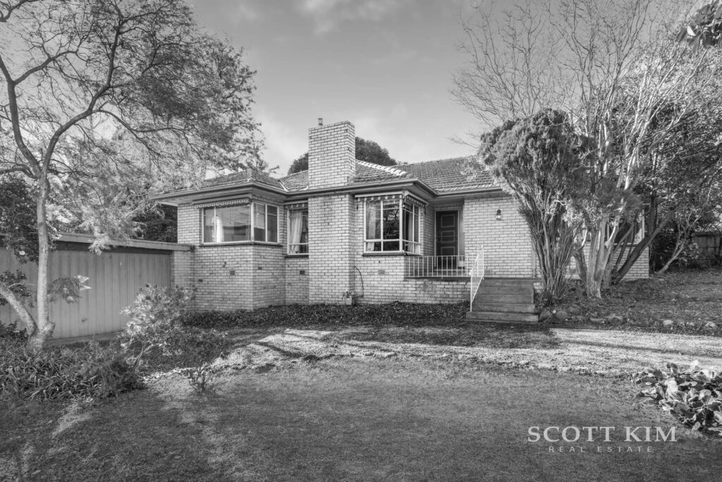 3 Orrell Court,  MOUNT WAVERLEY  VIC