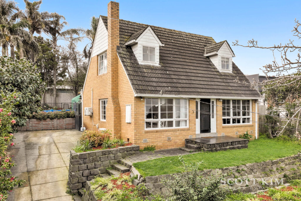 23 Oakpark Drive,  CHADSTONE  VIC  3148