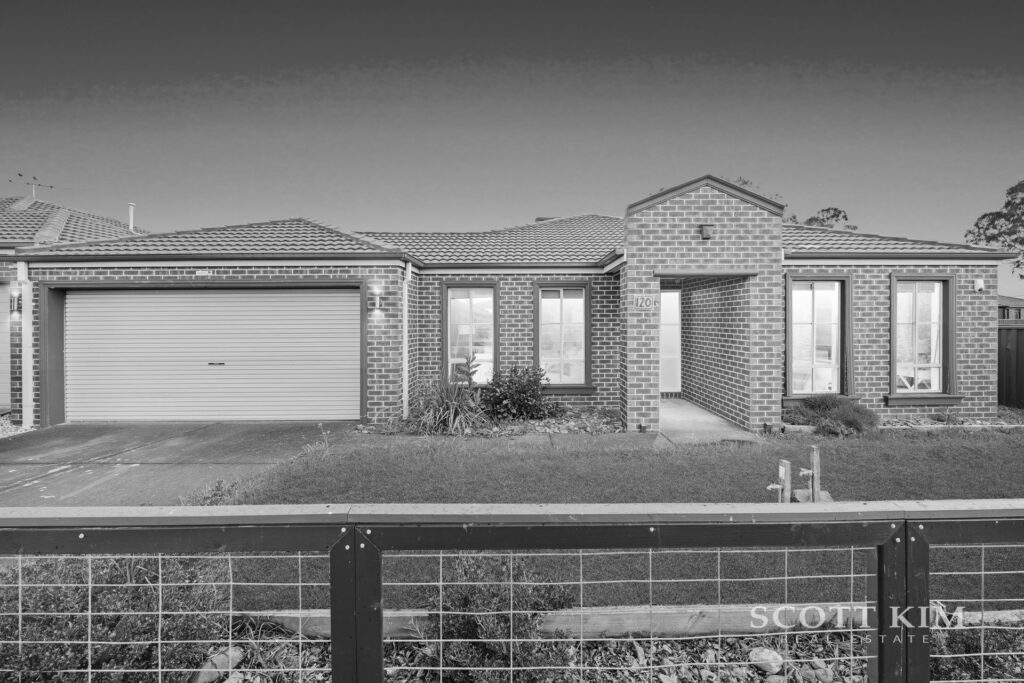 120 Eureka Drive,  MANOR LAKES  VIC  3024