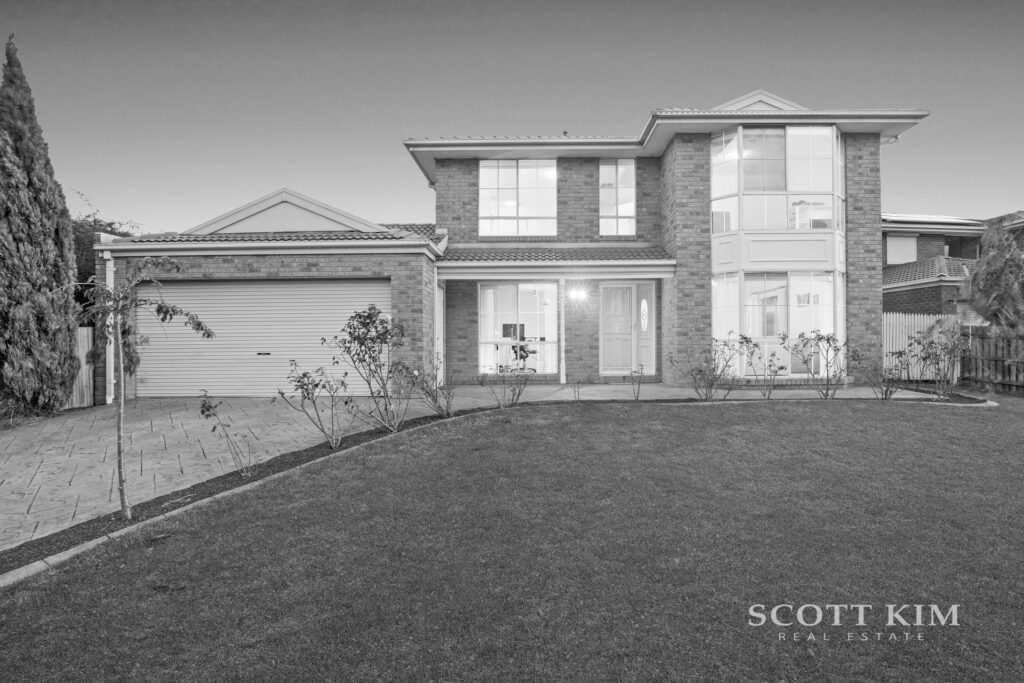 72 Hennessy Way,  DANDENONG NORTH  VIC