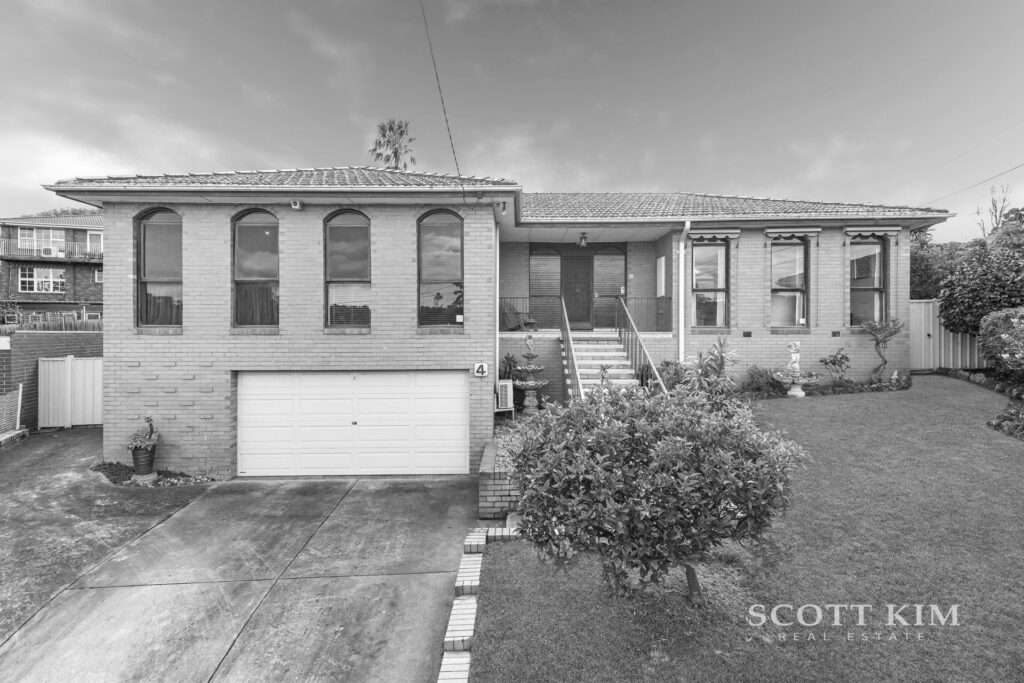 4 Shelley Court,  ASHWOOD  VIC