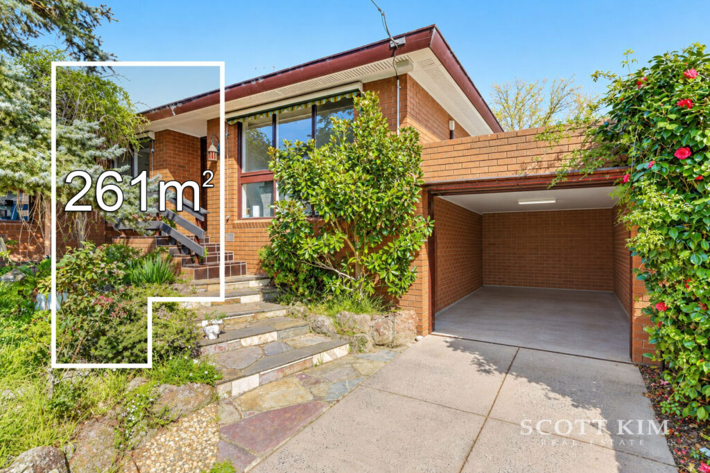 2/20 Brolga Street,  MOUNT WAVERLEY  VIC  3149