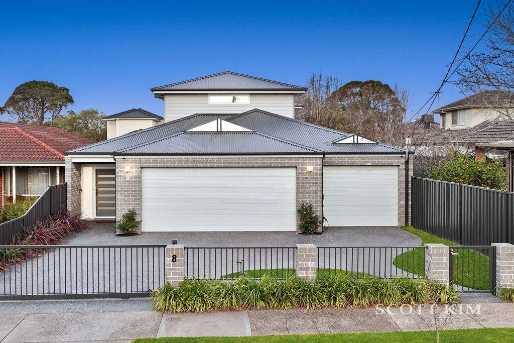 8B Pamela Street,  MOUNT WAVERLEY  VIC  3149